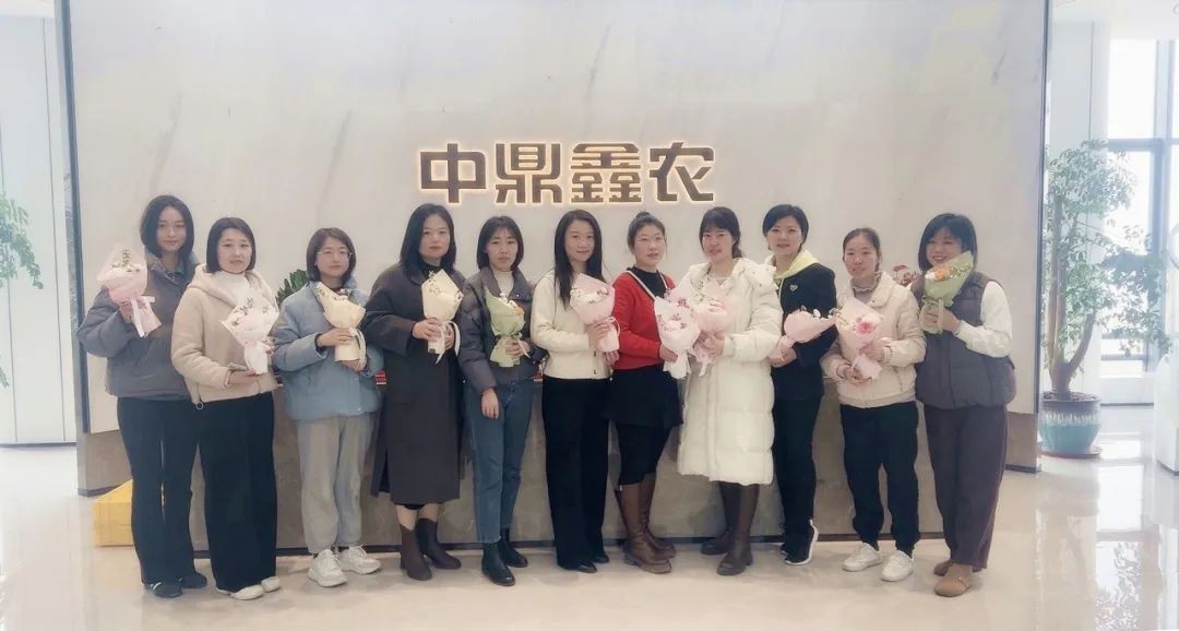 寵愛女神節(jié)，鼎鑫集團(tuán)送出花海與甜蜜驚喜！